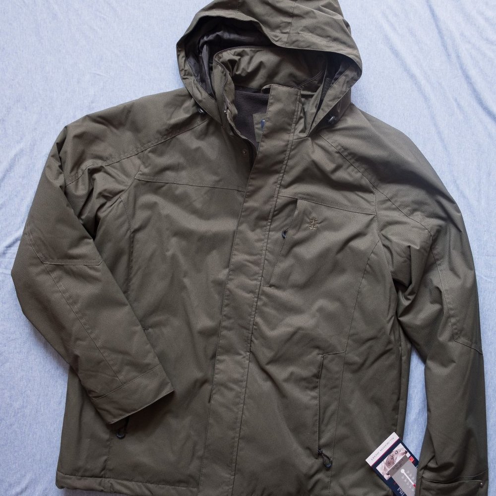 IZOD Men's Water Resistant Jacket w/Polar Fleece